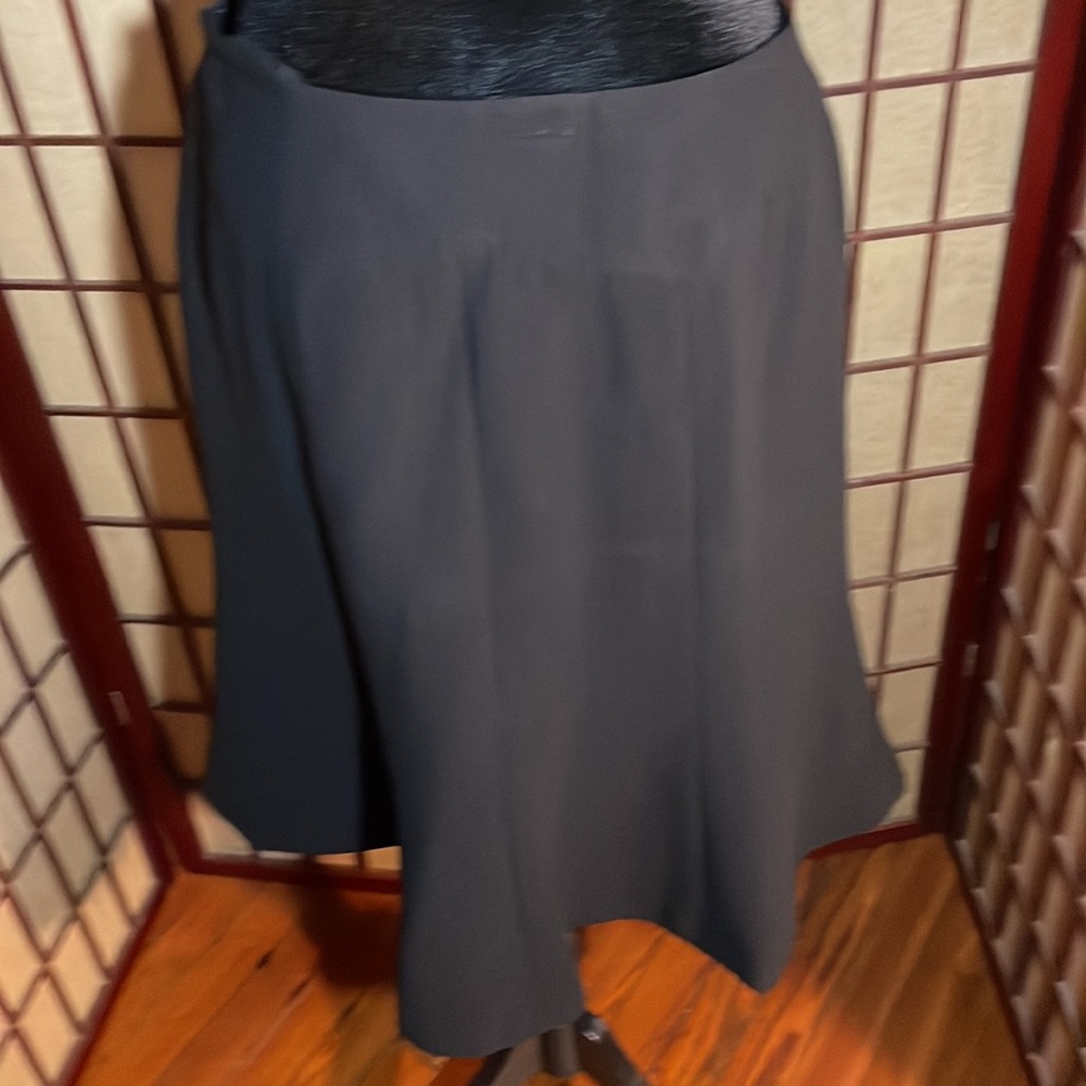 Jones Wear skirt - Picture 3 of 6